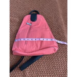 Baggallini Metro Backpack Convertible Sling Multifunctional Pockets Red Black